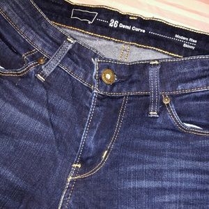 Levi’s Demi Curve Skinny Jean